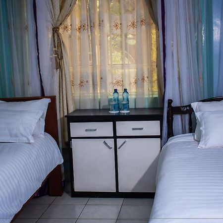 Tommy'S Airport Lounge Hotel Syokimau Екстериор снимка