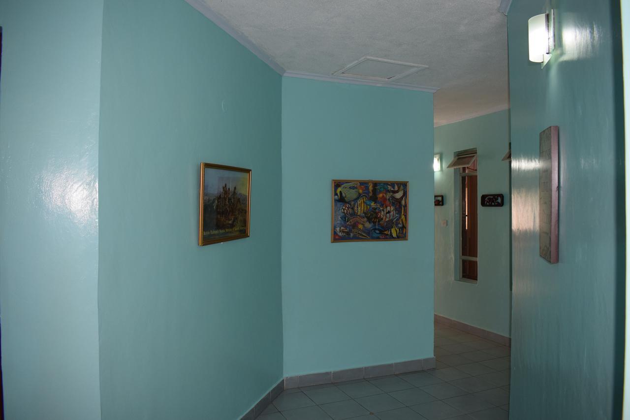 Tommy'S Airport Lounge Hotel Syokimau Екстериор снимка